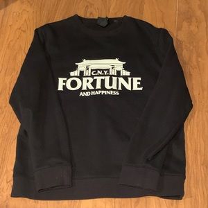 😎Black Sweater size L